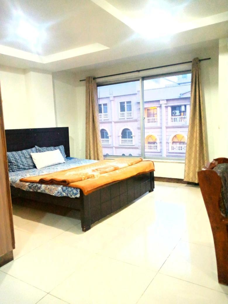 Comfortable Rental Apartments In Bahria Town Rawalpindi Exteriör bild