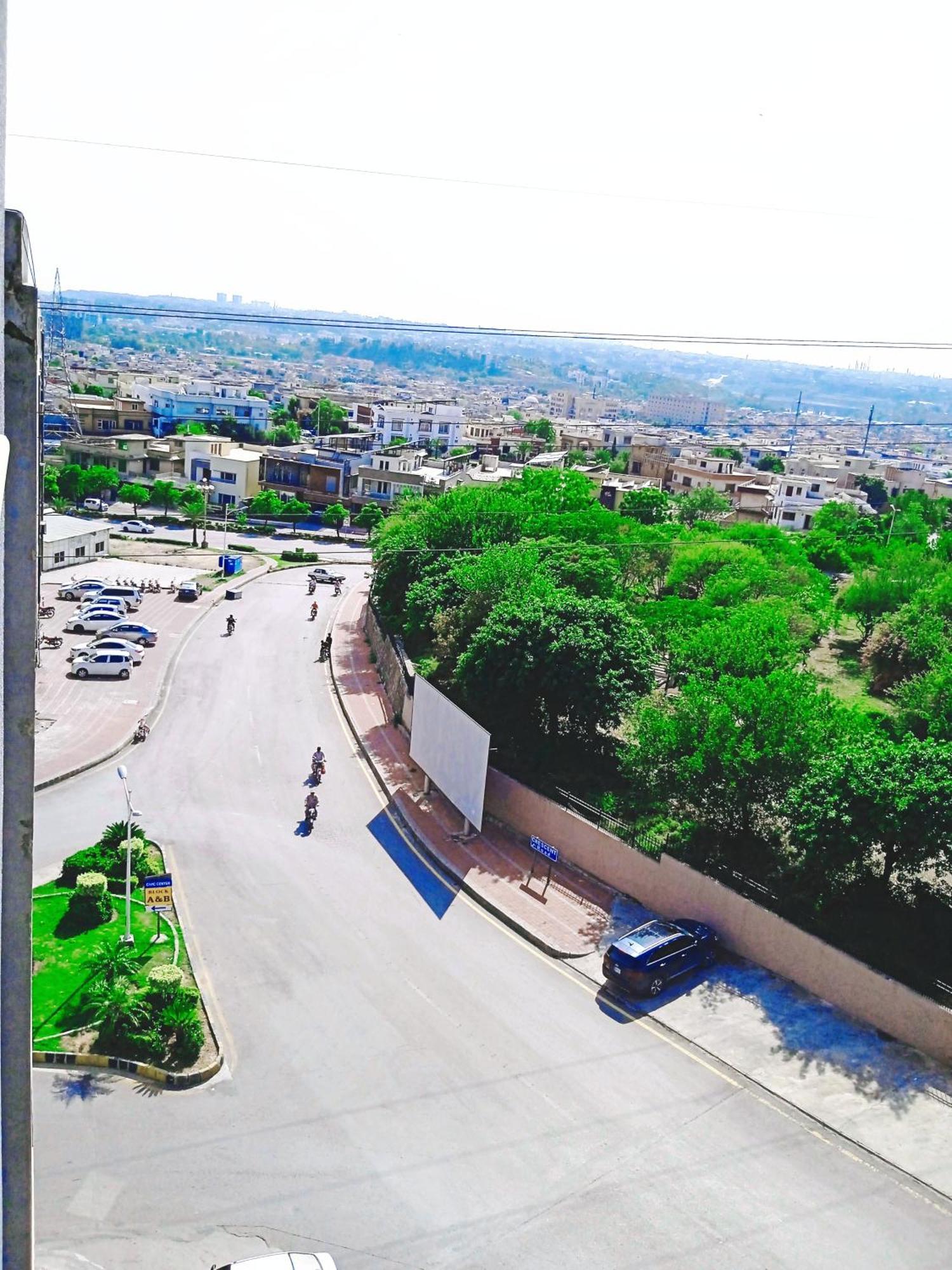 Comfortable Rental Apartments In Bahria Town Rawalpindi Exteriör bild